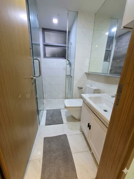 The Lanai, 140 Hillview Avenue, 3 Bedrooms, 1,109 sqft, Condominium For Sale, by Joan Navenza Wiguna, 500064927 - Bathroom - PropertyGuru.com.sg