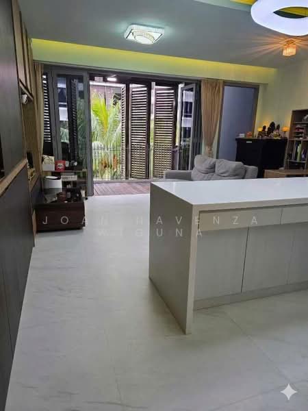 The Lanai, 140 Hillview Avenue, 3 Bedrooms, 1,109 sqft, Condominium For Sale, by Joan Navenza Wiguna, 500064927 - Living Room - PropertyGuru.com.sg