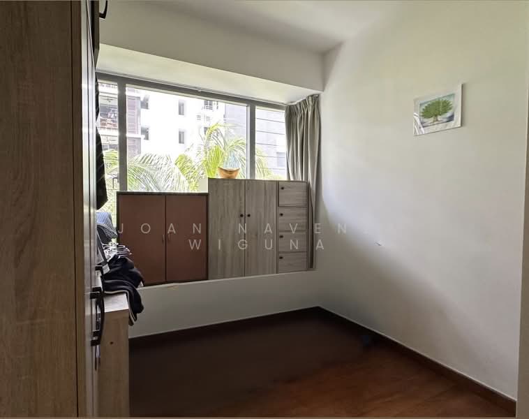 The Lanai, 140 Hillview Avenue, 3 Bedrooms, 1,109 sqft, Condominium For Sale, by Joan Navenza Wiguna, 500064927 - Bedroom 2 - PropertyGuru.com.sg