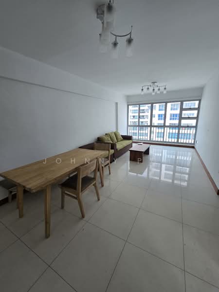 636A Punggol Drive, 636A Punggol Drive, 3 Bedrooms, 1,001 sqft, HDB Flat For Rent, by Johnny Poh, 500064936 - Living Room - PropertyGuru.com.sg