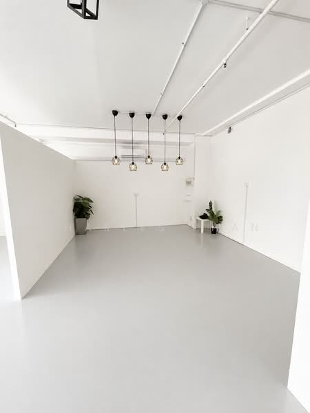 Zervex, 8 Ubi Road 2, 1,130 sqft, Light Industrial (B1) For Rent, by Charles Phan, 500064939 - Interior - CommercialGuru.com.sg