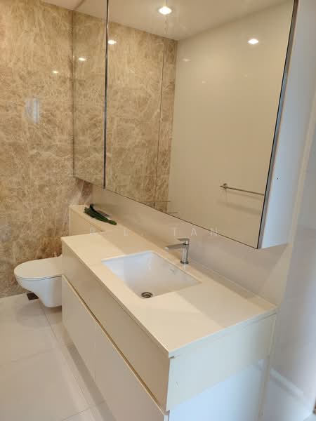 d'Leedon (Former Farrer Court), 13 Leedon Heights, 3 Bedrooms, 1,227 sqft, Condominium For Rent, by B.L. Tan, 500064946 - Bathroom - PropertyGuru.com.sg