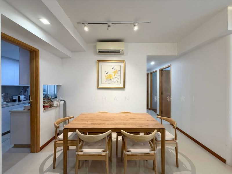 The Tampines Trilliant, 21 Tampines Central 7, 3 Bedrooms, 1,001 sqft, Executive Condominium For Rent, by Liam Yuhan (粘钰含), 500064947 - Dining Room - PropertyGuru.com.sg