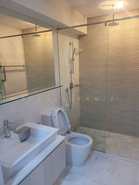 Vista Residences, 26 Jalan Datoh, 1 Bedroom, 635 sqft, Condominium For Rent, by Sylvia Tan Z M, 500064958 - Bathroom - PropertyGuru.com.sg
