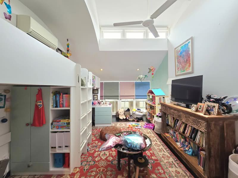 East/ Joo Chiat/ Tembeling 2+1, , 2 Bedrooms, 2,100 sqft, Conservation House For Rent, by Susan Prior, 500064963 - Bedroom - PropertyGuru.com.sg