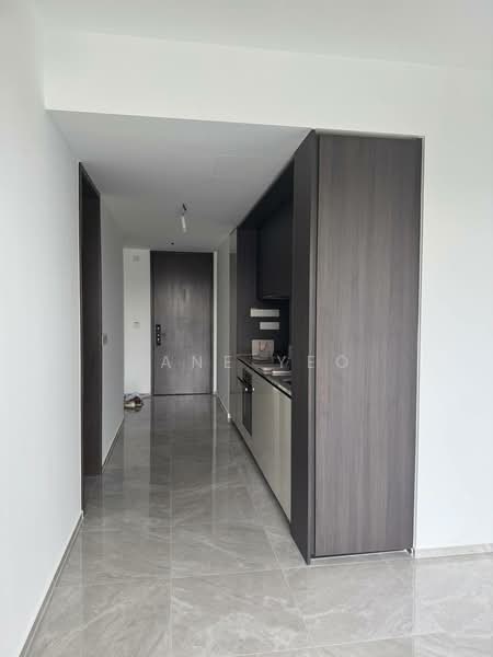 Tembusu Grand, 96 Jalan Tembusu, 1 Bedroom, 527 sqft, Condominium For Rent, by Jane Yeo, 500064969 - Corridor - PropertyGuru.com.sg