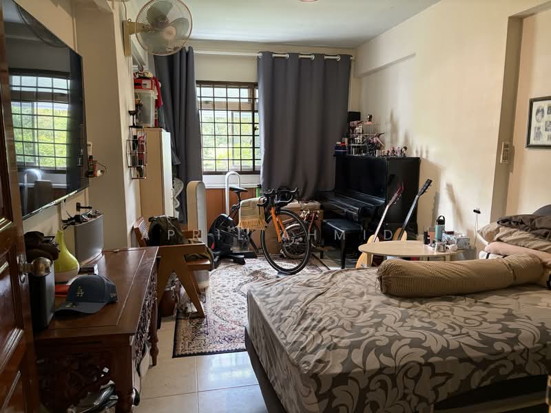 717 Pasir Ris Street 72 HDB Flat For Sale at S$ 980,000 | PropertyGuru Singapore - Bedroom