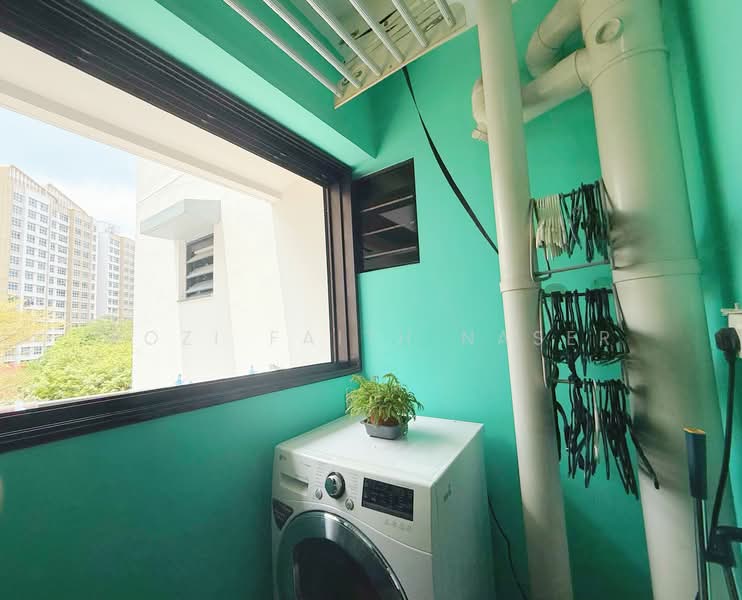 869A Tampines Avenue 8 HDB Flat For Sale at S$ 699,000 | PropertyGuru Singapore - View
