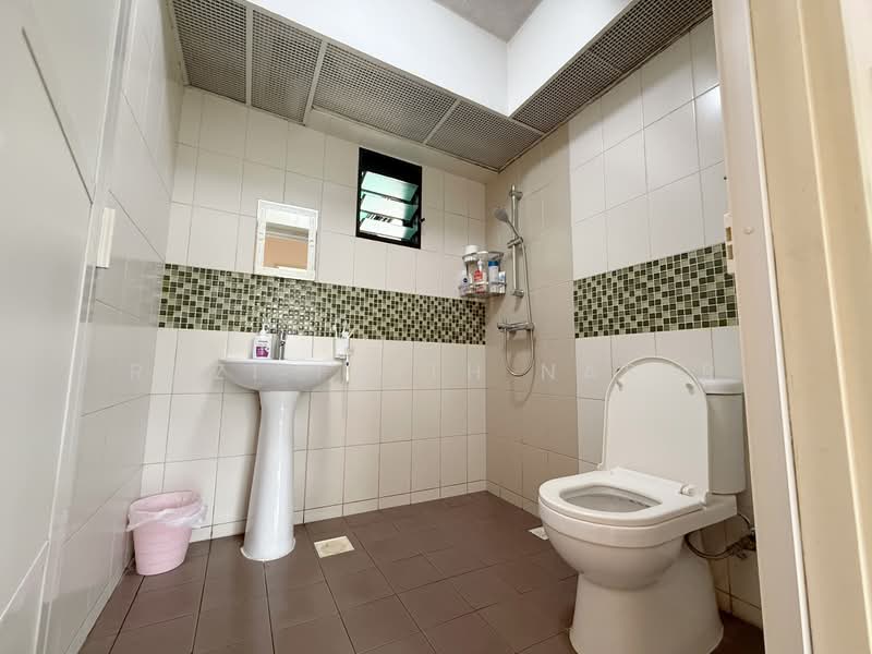 869A Tampines Avenue 8 HDB Flat For Sale at S$ 699,000 | PropertyGuru Singapore