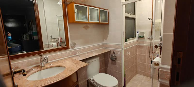 The Bayshore Condominium For Sale at S$ 2,150,000 | PropertyGuru Singapore - Bathroom