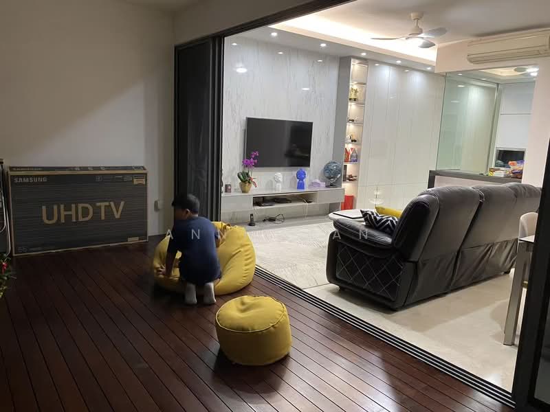 Waterfront Isle, 738 Bedok Reservoir Road, 3 Bedrooms, 1,163 sqft, Condominium For Rent, by Annie Tan, 500064998 - Living Room - PropertyGuru.com.sg