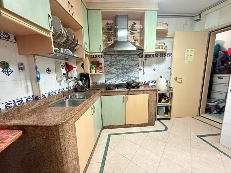 469 Admiralty Drive, 469 Admiralty Drive, 4 Bedrooms, 1,200 sqft, HDB Flat For Rent, by Jennifer Ong, 500065004 - Kitchen - PropertyGuru.com.sg