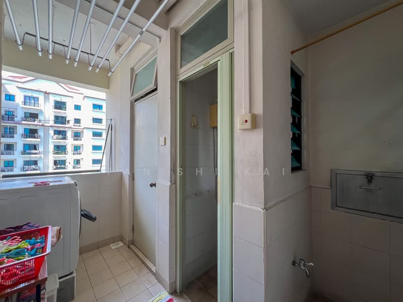 The Anchorage Condominium For Sale at S$ 3,430,000 | PropertyGuru Singapore - Balcony