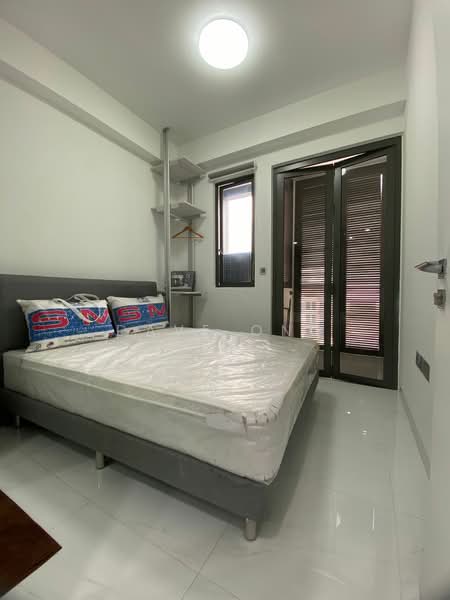 Park 1 Suites, Lorong 40 Geylang, Room Rental, 300 sqft, Condominium For Rent, by Dave Ong, 500065012 - Bedroom - PropertyGuru.com.sg