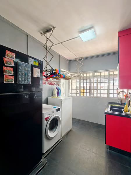 111 Bukit Purmei Road HDB Flat For Sale at S$ 710,888 | PropertyGuru Singapore - Kitchen