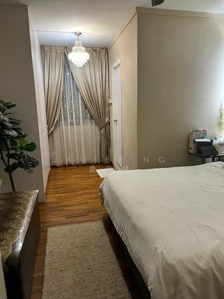 205 Choa Chu Kang Central HDB Flat For Sale at S$ 830,000 | PropertyGuru Singapore - Bedroom