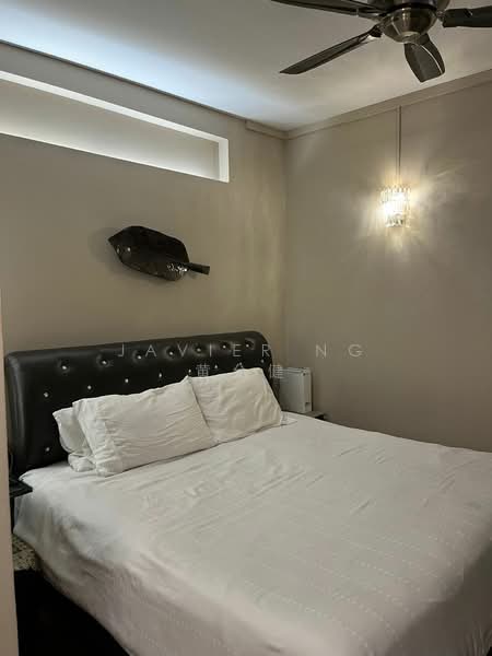 205 Choa Chu Kang Central HDB Flat For Sale at S$ 830,000 | PropertyGuru Singapore - Bedroom