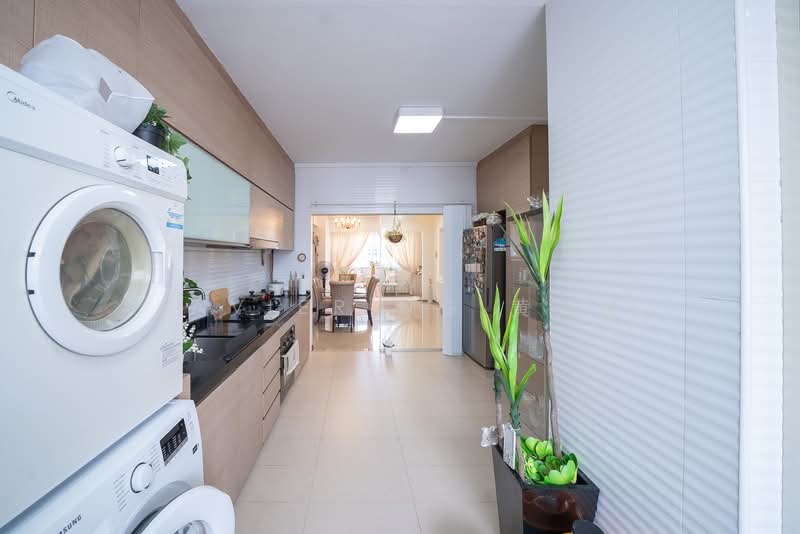205 Choa Chu Kang Central, 205 Choa Chu Kang Central, 4 Bedrooms, 1,313 sqft, HDB Flat For Sale, by Javier Ng 黄允健, 500065020 - Kitchen - PropertyGuru.com.sg