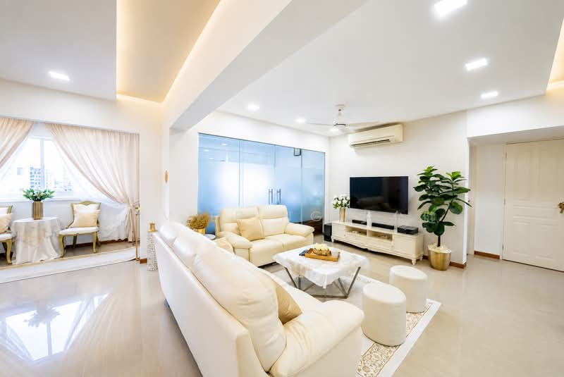 205 Choa Chu Kang Central, 205 Choa Chu Kang Central, 4 Bedrooms, 1,313 sqft, HDB Flat For Sale, by Javier Ng 黄允健, 500065020 - Living Room - PropertyGuru.com.sg