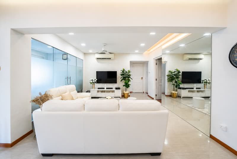 205 Choa Chu Kang Central, 205 Choa Chu Kang Central, 4 Bedrooms, 1,313 sqft, HDB Flat For Sale, by Javier Ng 黄允健, 500065020 - Living Room - PropertyGuru.com.sg