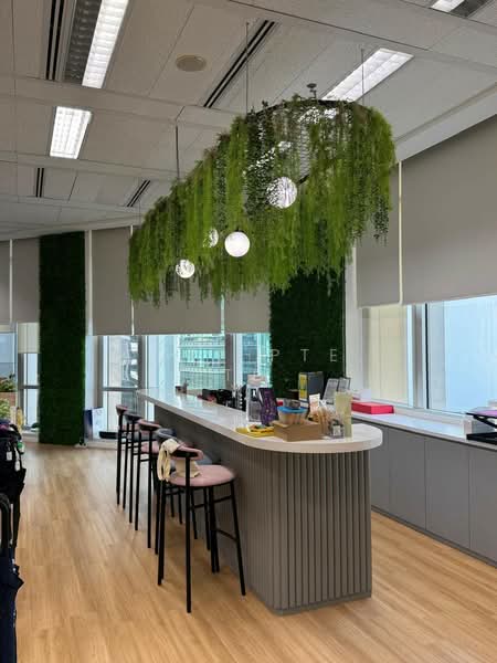 61 Robinson, 61 Robinson Road, 1,841 sqft, Office For Rent, by TAN YE CHIEN JOYCE, 500065034 - CommercialGuru.com.sg
