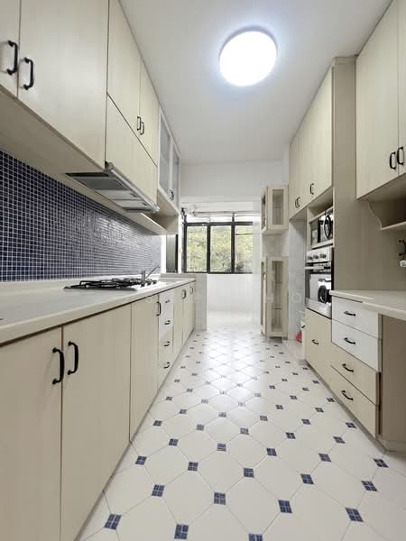 The Dairy Farm, 3 Dairy Farm Road, 2 Bedrooms, 1,572 sqft, Condominium For Rent, by Joseph Ho, 500065040 - Kitchen - PropertyGuru.com.sg