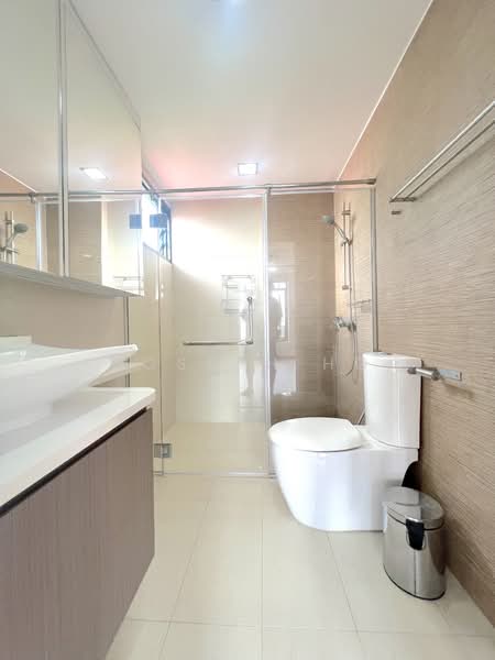 The Dairy Farm, 3 Dairy Farm Road, 2 Bedrooms, 1,572 sqft, Condominium For Rent, by Joseph Ho, 500065040 - Bathroom - PropertyGuru.com.sg