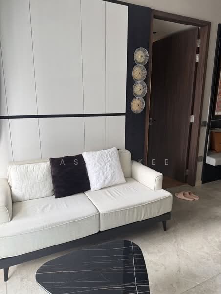 Artra, 12 Alexandra View, 3 Bedrooms, 1,044 sqft, Condominium For Rent, by Jaslyn Kee, 500065048 - Living Room - PropertyGuru.com.sg