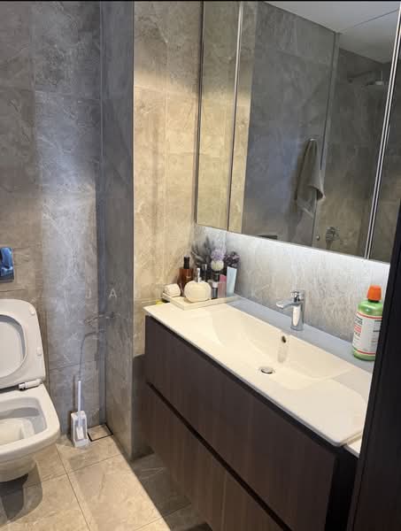 Artra, 12 Alexandra View, 3 Bedrooms, 1,044 sqft, Condominium For Rent, by Jaslyn Kee, 500065048 - Bathroom - PropertyGuru.com.sg
