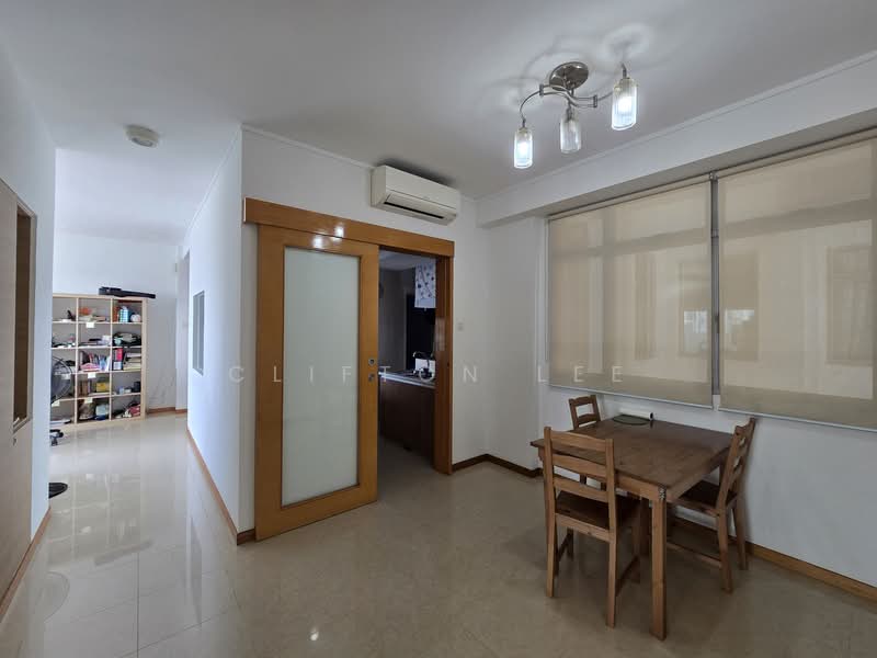 The Lakeshore, 33 Jurong West Street 41, 2 Bedrooms, 926 sqft, Condominium For Rent, by Clifton Lee, 500065051 - Interior - PropertyGuru.com.sg