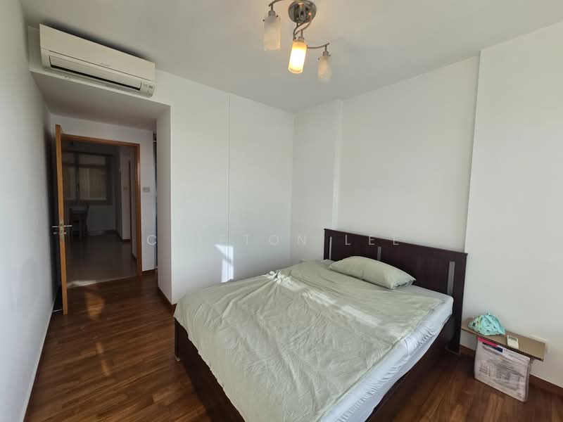 The Lakeshore, 33 Jurong West Street 41, 2 Bedrooms, 926 sqft, Condominium For Rent, by Clifton Lee, 500065051 - Bedroom - PropertyGuru.com.sg