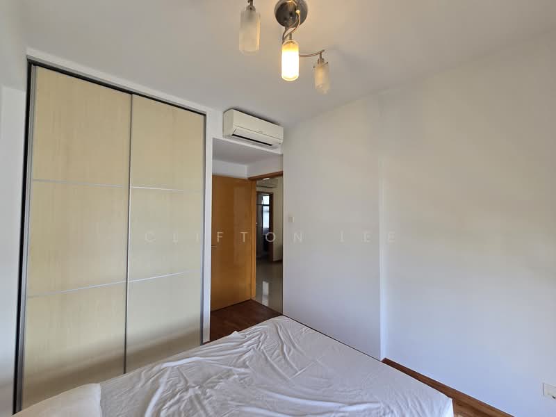 The Lakeshore, 33 Jurong West Street 41, 2 Bedrooms, 926 sqft, Condominium For Rent, by Clifton Lee, 500065051 - Bedroom - PropertyGuru.com.sg