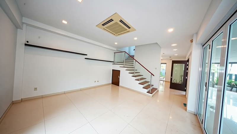 East Coast Park Detached House For Sale at S$ 6,480,000 | PropertyGuru Singapore - Interior