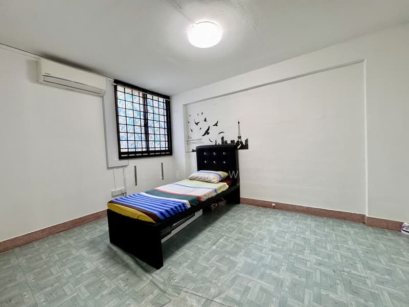 75 Bedok North Road HDB Flat For Sale at S$ 333,000 | PropertyGuru Singapore - Bedroom