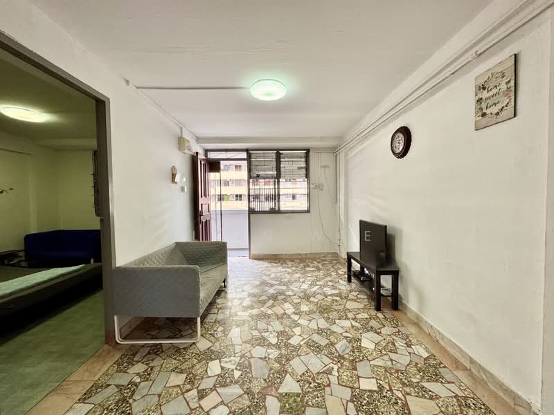 75 Bedok North Road HDB Flat For Sale at S$ 333,000 | PropertyGuru Singapore - Living Room