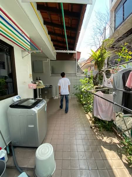 Mayflower Gardens, Mayflower Drive, 4 Bedrooms, 2,043 sqft, Terraced House For Rent, by Calvin Lim, 500065081 - Exterior - PropertyGuru.com.sg