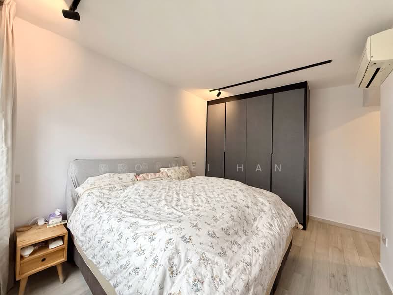 471B Fernvale Street HDB Flat For Sale at S$ 818,000 | PropertyGuru Singapore - Bedroom