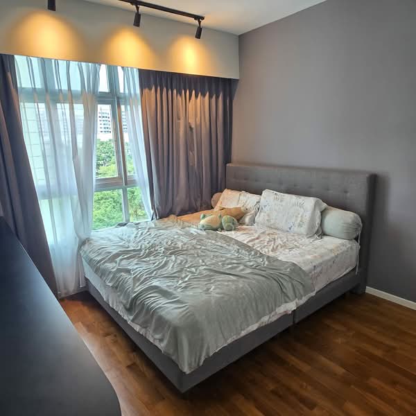 282A Sengkang East Avenue HDB Flat For Sale at S$ 848,000 | PropertyGuru Singapore - Bedroom