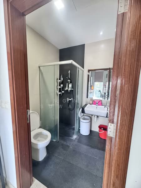 The Cotz, 171 Telok Kurau Road, 1 Bedroom, 452 sqft, Apartment For Rent, by Ingrid Suwandi, 500065089 - Bathroom - PropertyGuru.com.sg