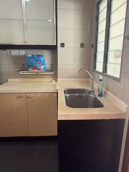 Sunhaven, 781 Upper Changi Road East, 3 Bedrooms, 1,300 sqft, Condominium For Rent, by Irene Peh, 500065101 - Kitchen - PropertyGuru.com.sg