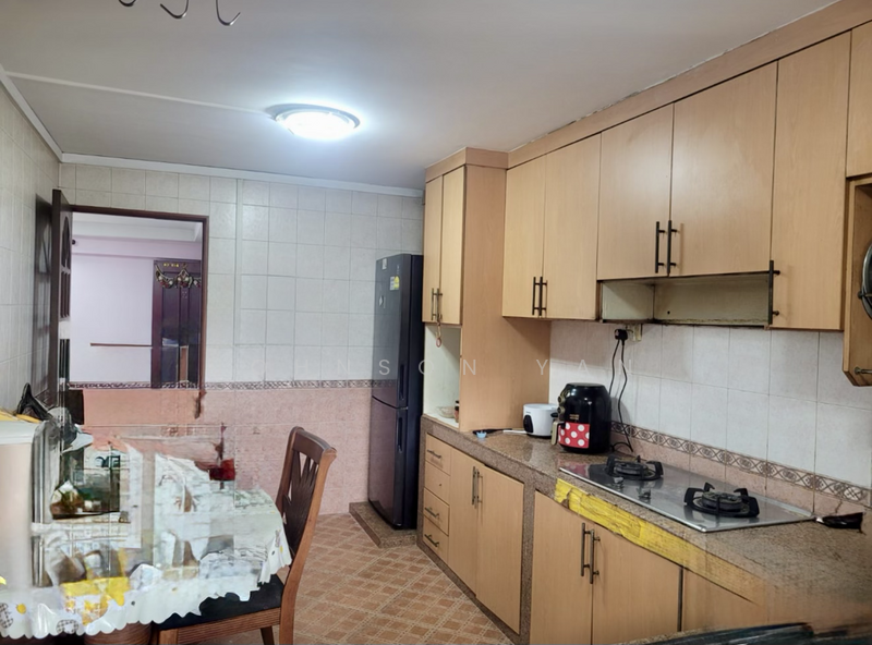 26 Jalan Berseh HDB Flat For Sale at S$ 650,000 | PropertyGuru Singapore - Kitchen