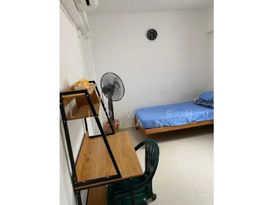 For Rent - 455 Jurong West Street 42