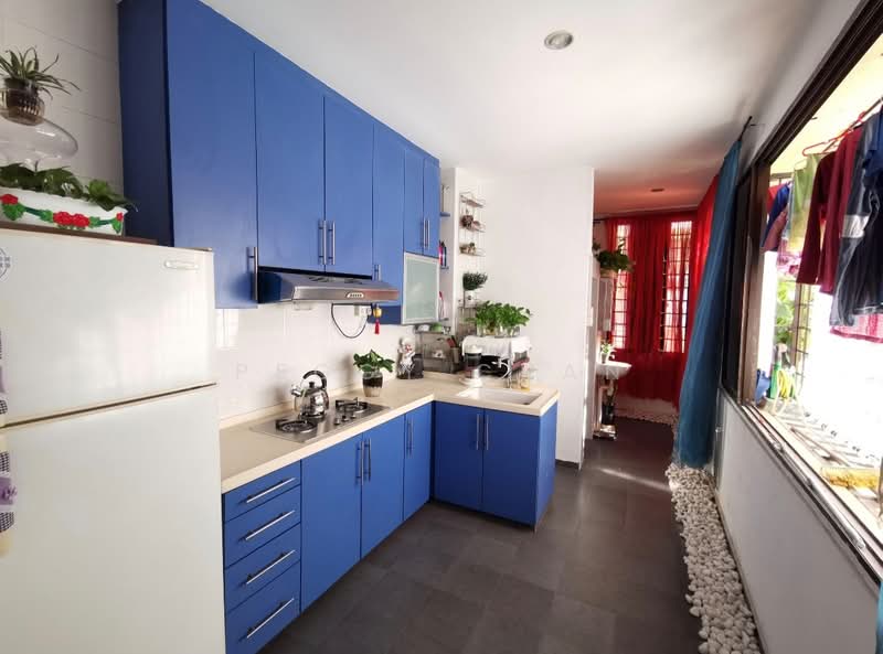 Starlight Road, , Room Rental, 180 sqft, Walk-up Apartment For Rent, by Peggy Chan, 500065118 - Kitchen - PropertyGuru.com.sg