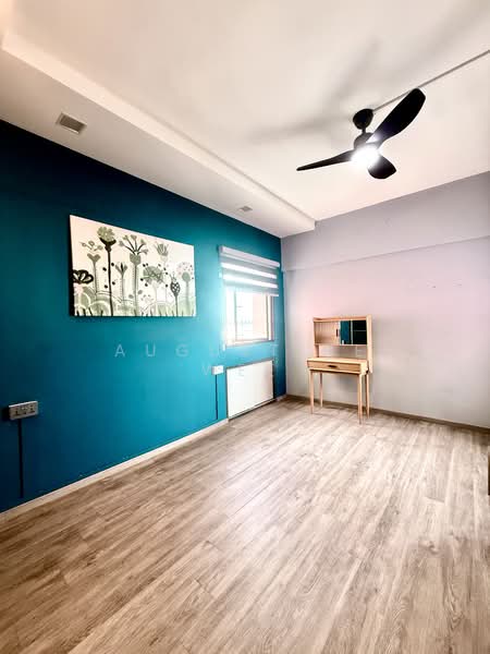 336 Tampines Street 32 HDB Flat For Sale at S$ 1,080,000 | PropertyGuru Singapore - Bedroom 2