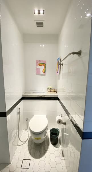 Gallery Fifteen, 31 Jalan Dusun, 3 Bedrooms, 1,453 sqft, Condominium For Rent, by Marjorie Chen, 500065136 - Bathroom - PropertyGuru.com.sg