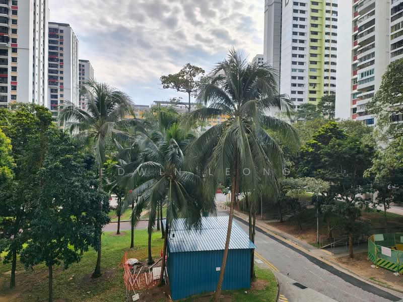 120A Kim Tian Place, 120A Kim Tian Place, 3 Bedrooms, 1,238 sqft, HDB Flat For Rent, by Edwin Leong, 500065139 - Balcony view - PropertyGuru.com.sg