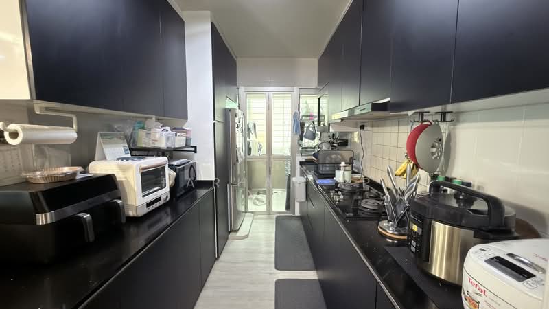 490D Choa Chu Kang Avenue 5, 490D Choa Chu Kang Avenue 5, 3 Bedrooms, 1,216 sqft, HDB Flat For Sale, by Farhan xp, 500065140 - Kitchen - PropertyGuru.com.sg