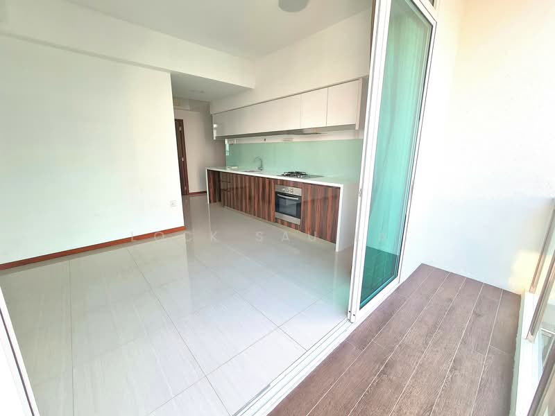 Rezi 26 Condominium For Sale at S$ 1,220,000 | PropertyGuru Singapore - Kitchen