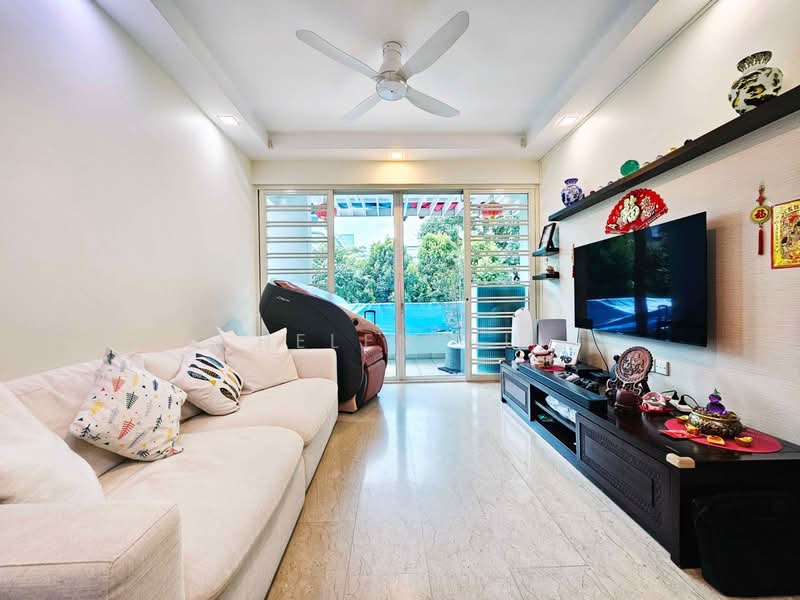 Sunglade, 9 Serangoon Avenue 2, 3 Bedrooms, 1,109 sqft, Condominium For Rent, by Helen HU, 500065159 - Living Room - PropertyGuru.com.sg