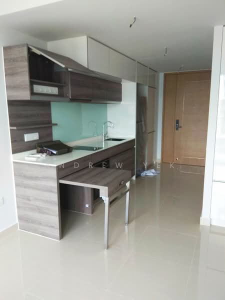 Coco Palms, 15 Pasir Ris Grove, 1 Bedroom, 463 sqft, Condominium For Rent, by Andrew Yek, 500065162 - Kitchen - PropertyGuru.com.sg